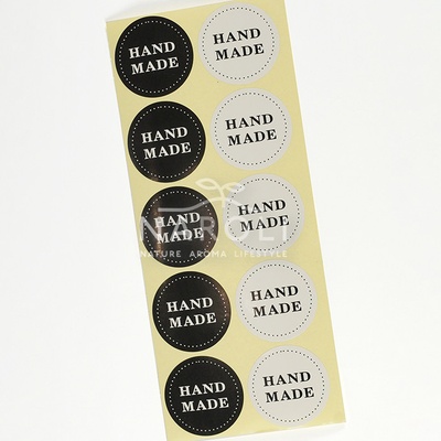 Samolepky okrúhle, čierno-biele – Handmade, 10 ks