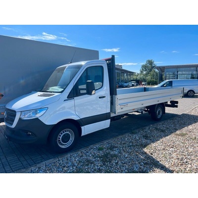 Mercedes-Benz Sprinter 317 RWD 125 kW