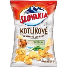 Slovakia Kotlíkové zemiakové lupienky smotana a jarná cibuľka 100 g