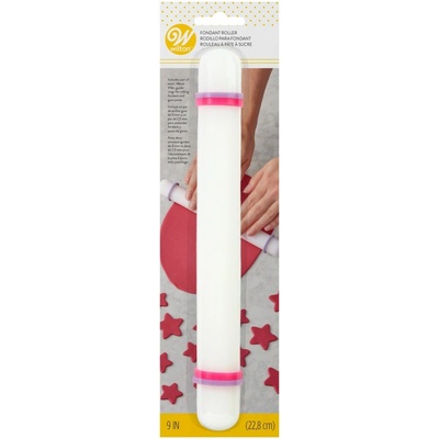 Wilton Cakesupplies Váleček na marcipán a fondán 22,5 cm