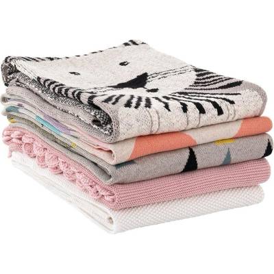 PETITE&MARS Deka pletená bavlnená Harmony Happy Triangles