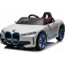 Beneo Elektrické autíčko BMW i4 biele 2,4 GHz diaľkové ovládanie USB / AUX / Bluetooth prípojka odpruženie 12V batéria LED svetlá 2 X MOTOR ORIGINAL licencia