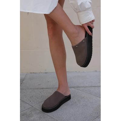 Emu Australia чехли сабо дамски велурени Maroo (W13285.SMOK)