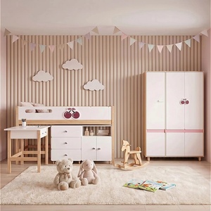 Ginger Home Комплект детска стая CHERRY с комбинирано легло 90x200 см, бюро, скрин, шкаф и трикрилен гардероб, бяло, розово и натурално дърво