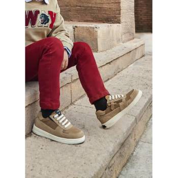 Mayoral Кецове city в цвят камел за мини момче естествена кожа Майорал