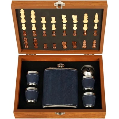 Комплект манерка с шах и аксесоари /дърво/ (К85885)