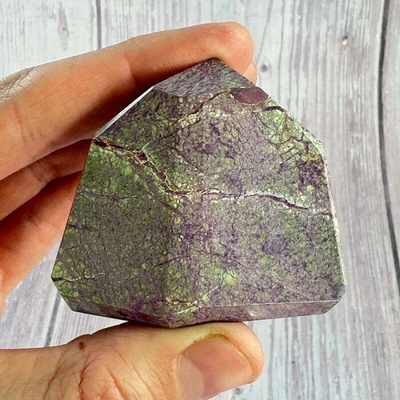 Nefertitis Stichtit špice - obelisk 22 NF51216 - cca 5,6 x 5,8 cm, 83 g
