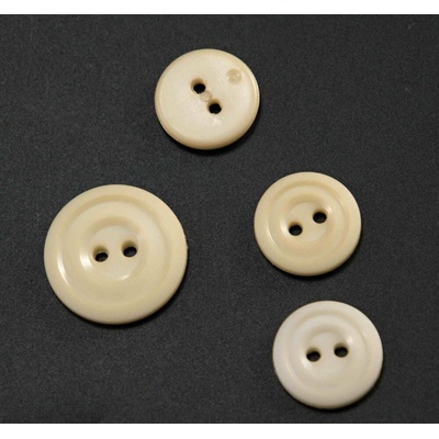 Dierkový gombík - smotanový - priemer 1,5 cm