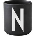 Design Letters Чаша халба aj буква n порцеланова черна (10204000n)