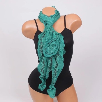 Image 1 of Дантелен шал в тюркоазено-зелено с роза