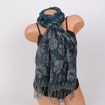 Image 1 of Дамски шал в петролено с рози и ресни