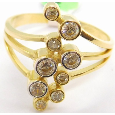 Klenoty Budín Mohutný zlatý prsten se zirkony HK1013