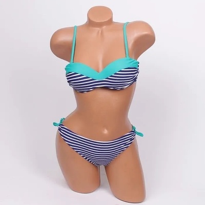 Бански на райе в бяло и синьо с кант в тюркоазен цвят