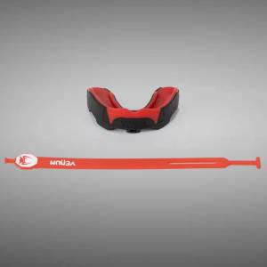 Venum | Официален Вносител за България Протектор за зъби Venum Predator Mouthguard - Strap/Straples - Black/Red