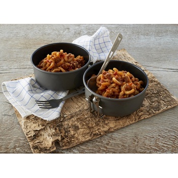 Trek’n Eat Пикантно задушено говеждо месо с макарони