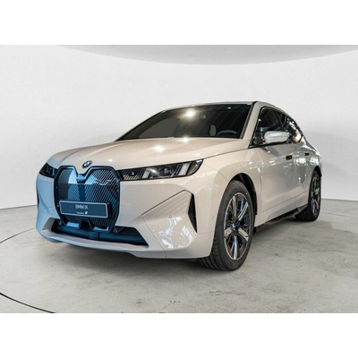 BMW iX xDrive 300 kW