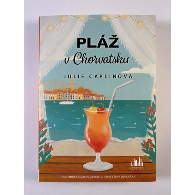 Pláž v Chorvatsku - Julie Caplin