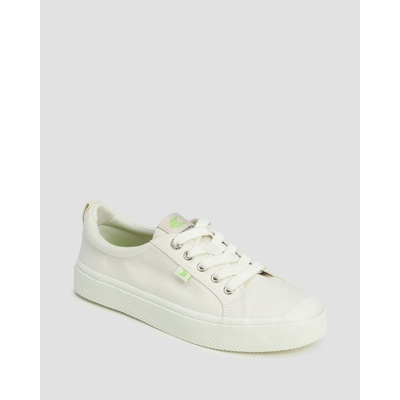 Cariuma OCA Low Canvas Sneaker topánky Off-White