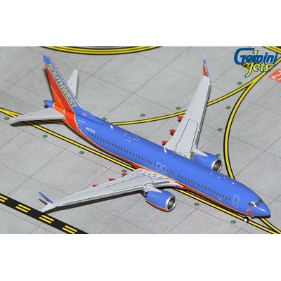 Gemini B737 MAX 8 Southwest Airlines Canyon Blue Retro Colors Named Colleen BarrettHeroine of the Heart 1:400