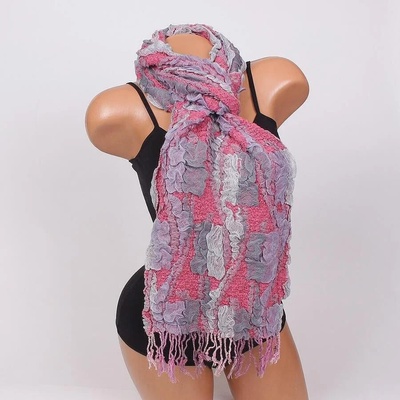 Красив шал в лилаво, розово и сиво с ресни