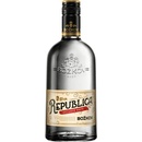 Rumy Božkov republika exclusive white 38% 0,7 l (čistá fľaša)