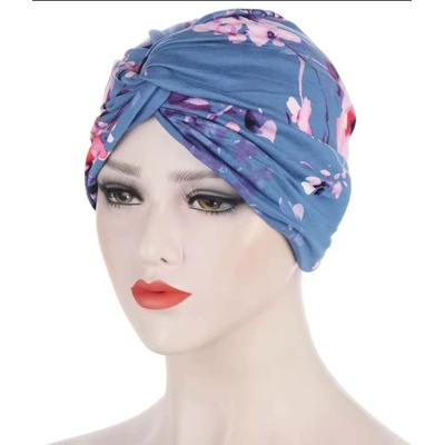 turban na hlavu modrý s květinami