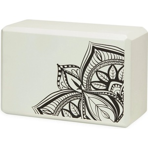 GAIAM Йога блокче Gaiam Block Yoga block - Sandstone - размер 22, 9 x 15, 2 x 10, 1 cm (580-1407-2011)