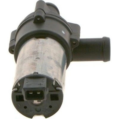 Doplňovací vodní čerpadlo (okruh chladicí vody) BOSCH 0 392 020 024