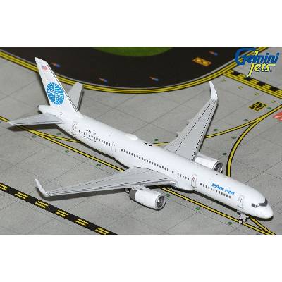 Gemini B757-23NWL Icelandair Pan Am Colors Named Yankee Clipper II 1:400