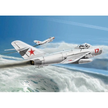 HobbyBoss MiG 17 PFU Fresco E - МиГ 17 (80337)