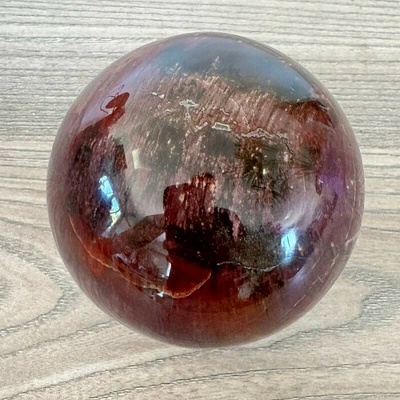 Nefertitis Zkamenělé dřevo koule Madagaskar 25 NF63085 - cca ø 7,3 cm, 540 g