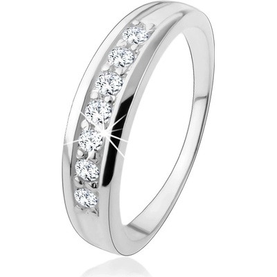 Šperky eshop zásnubní stříbrný prsten 925 s linií zirkonů vsazenou v ramenech HH18.9