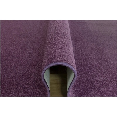 Nej-koberce Dynasty 45 fialová metráž 300 cm