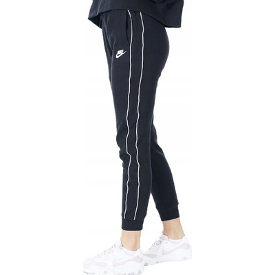Nike dámske tepláky rovného strihu