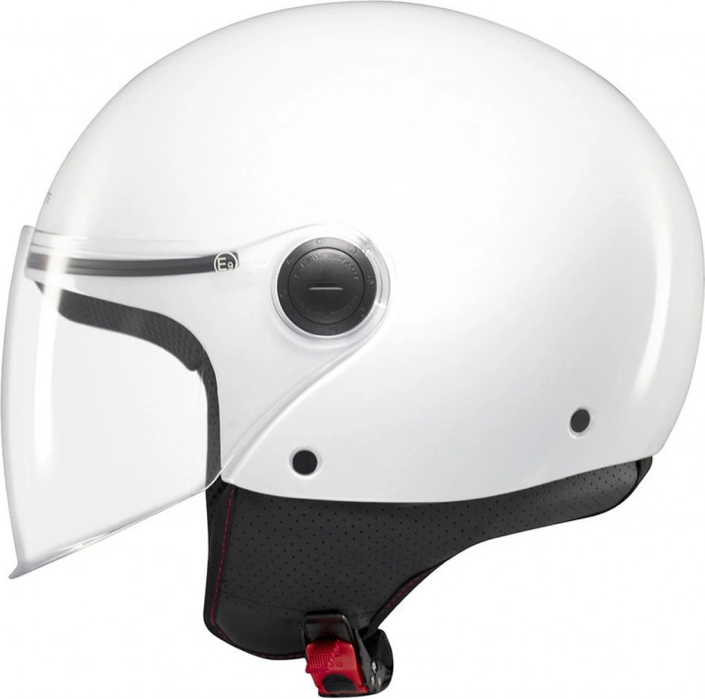 MT Helmets Street