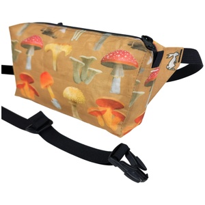 High Tail Designs Fanny Pack Botany Poster Цвят: смес от цветове
