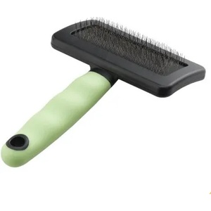 Ferplast Зелена голяма четка за фино разресване - GRO 5804