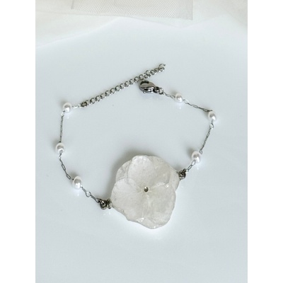 Meganflo Гривна с хортензия - бяла