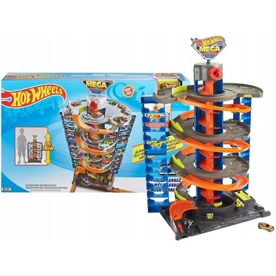 Hot Wheels City Závodní Mega Garáž s Točitou Dráhou + autíčko 1:64