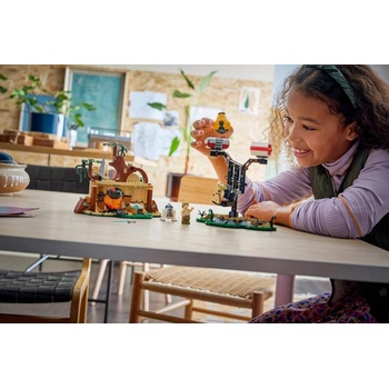 Image 1 of LEGO® Star Wars™ SMART Play - Yoda's Hut and Jedi Training (75422)