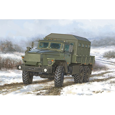 Trumpeter Ural 4320 CHZ 1:35