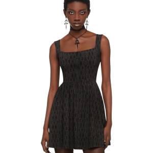 KILLSTAR дамска рокля KILLSTAR - Mortalis - Black Tartan - KSRA014207