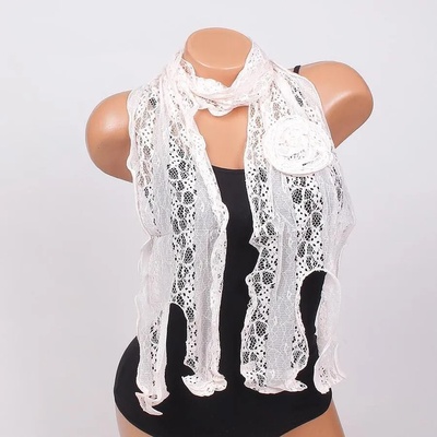 Бледорозов дантелен шал с цвете