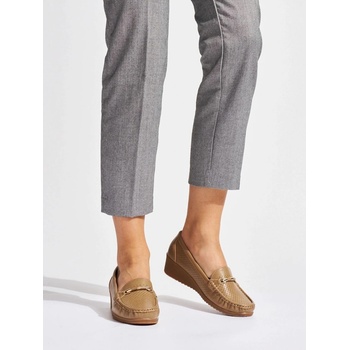 Zajímavé dámské mokasíny hnědé na klínku