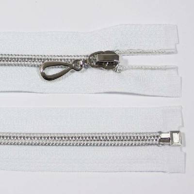 Zip spirálový 6mm délka 75cm, barva 101 (dělitelný) se stříbrnými zoubky