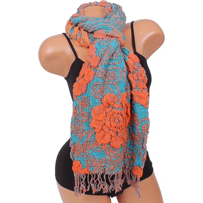 Зимен шал в тюркоазено с оранжеви цветя и ресни