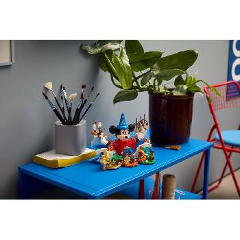 Image 1 of LEGO® Ideas - Disney™ - Magic of Disney (21352)