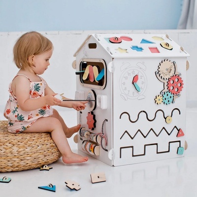 BusyKids Activity board Domček