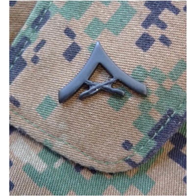 Armáda U.S. Odznak hodnostní USMC - LCpl. pár ČERNÝ Barva: Černá