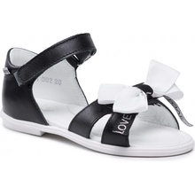 Bartek 16041002 čierna